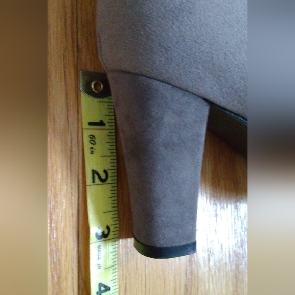 Over the knee, faux suede boots, size 38/6.5-7, gray - Picture 3 of 8